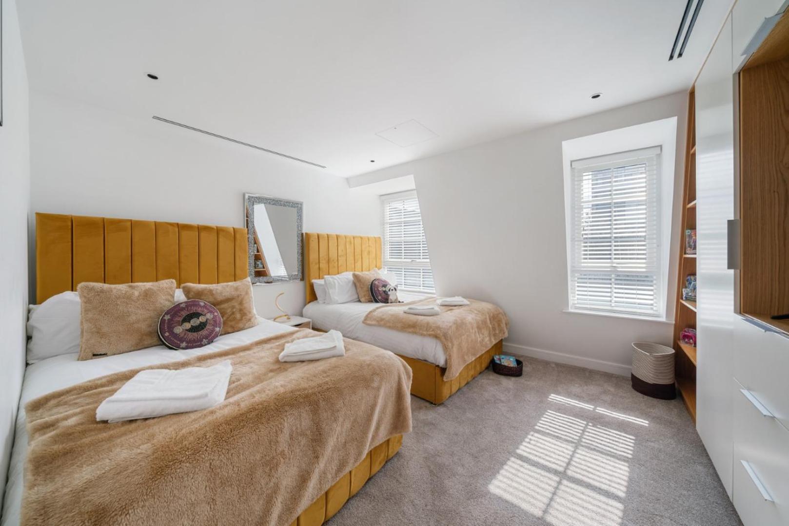 Elegant 3-Bedroom Penthouse In Marble Arch 70 Лондон Екстер'єр фото